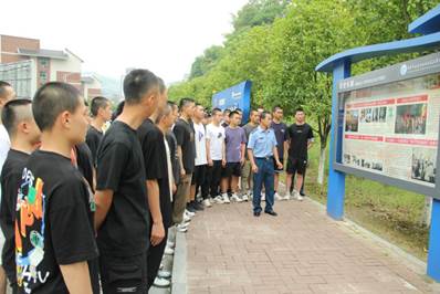 说明: 图片3