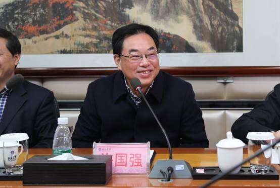 68686868湖南有色金属职院党委书记许国强对参会人员表示欢迎