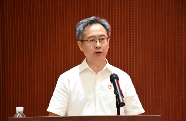 省工信厅举行"光荣在党50年"纪念章颁发仪式