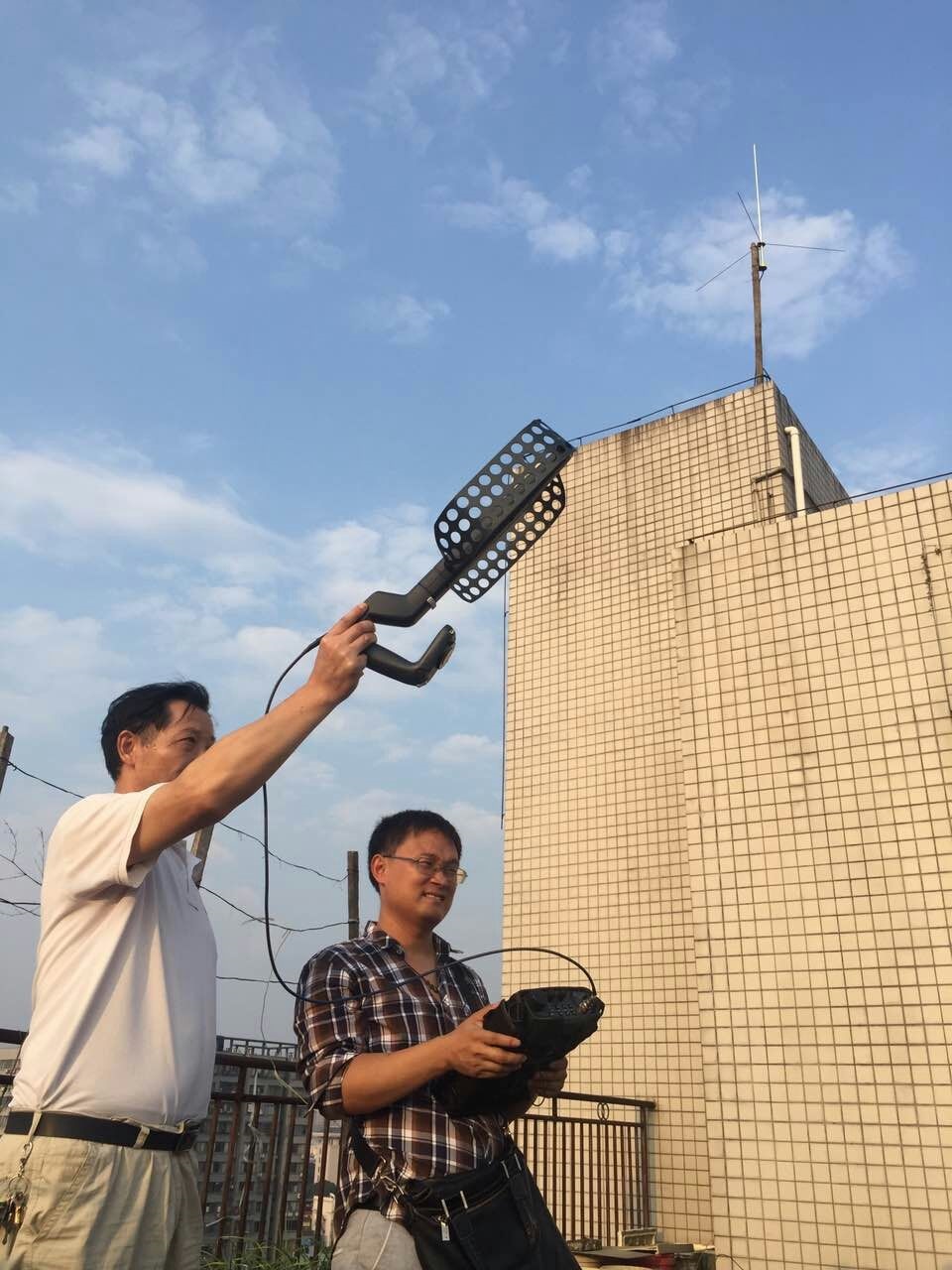 郴州成功查获1起"黑广播"案件